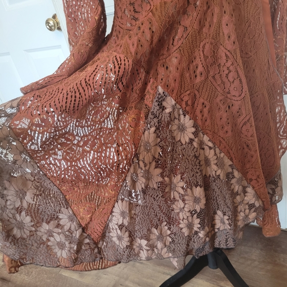 Asymmetrical Lace Fairycore Whimsy Cottagecore Dress/Jacket - Picture 4 of 8